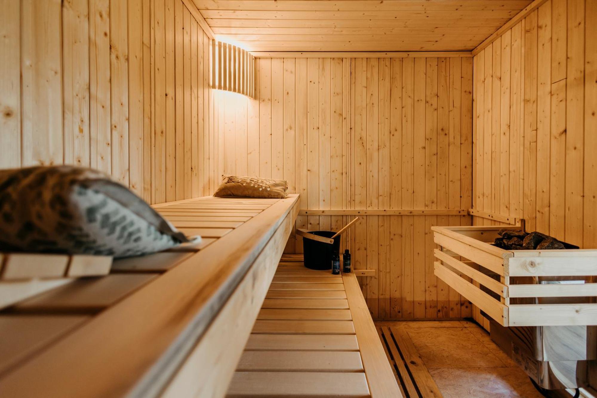 Traumwohnung Mit Sauna, Whirlpool & Wunderschoener Aussicht Plettenberg Exterior foto